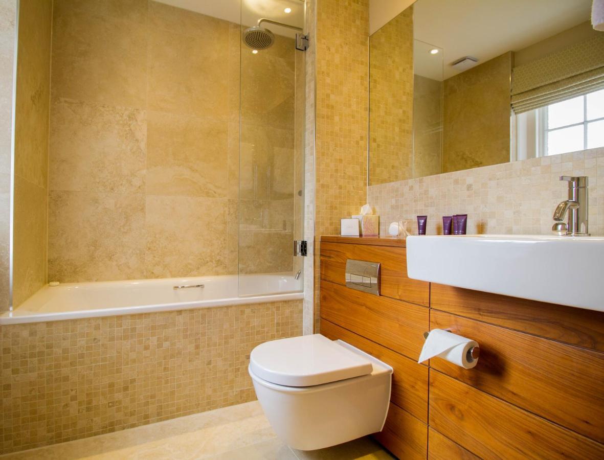 Hotel The Jockey Club 3*
